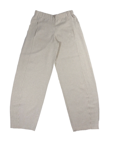 Pantalon ballon, un mélange lin/coton rayé